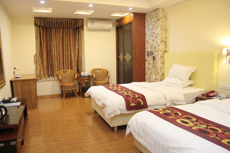 Bedroom 2, Yunfu Eurasia Business Hotel (City Hall), Yunfu