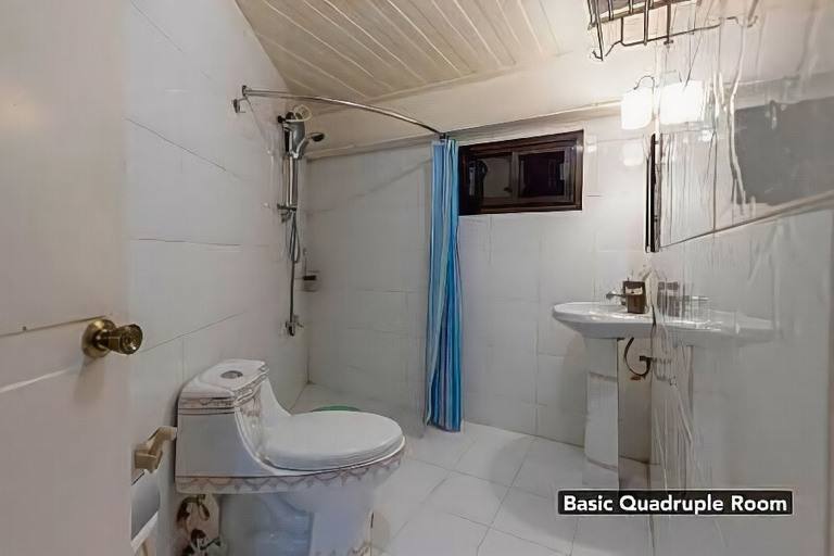 Bathroom, South Drive Baguio Manor, Baguio City