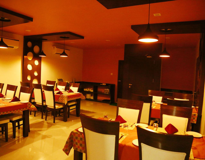 Food & Drinks 4, Hotel Royal inn, Chittaurgarh