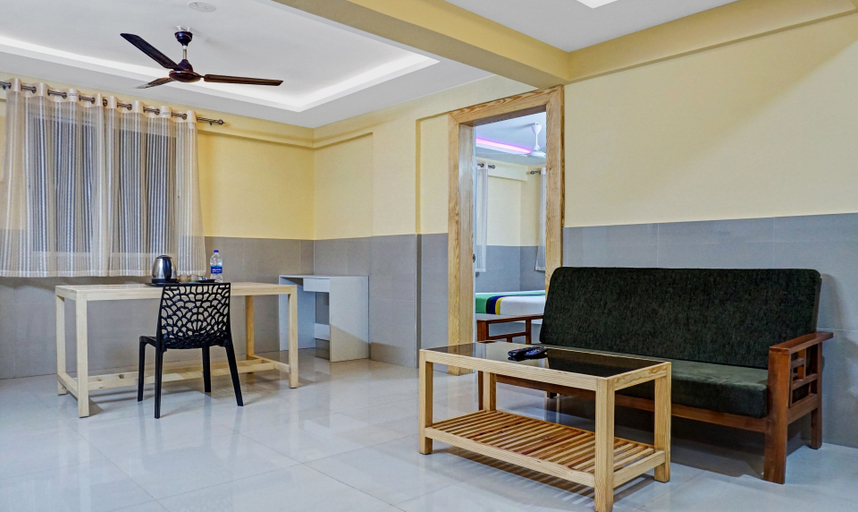 Others 5, Treebo Empire Executive, Hinjewadi, Pune