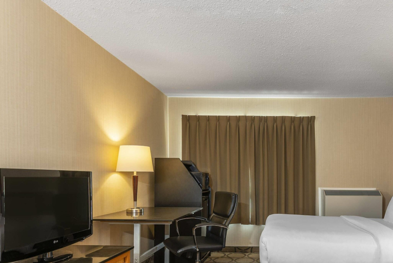 Bedroom 3, Comfort Inn Swift Current, Division No. 8