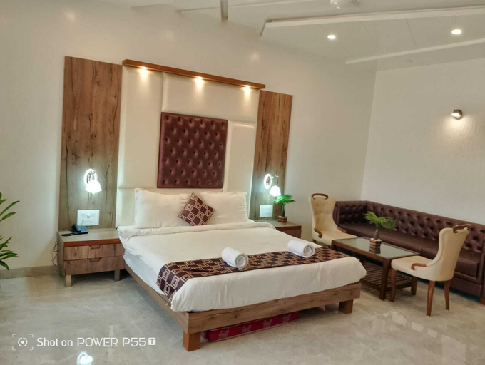 Bedroom 3, Hotel Grand Sarowar, Aurangabad
