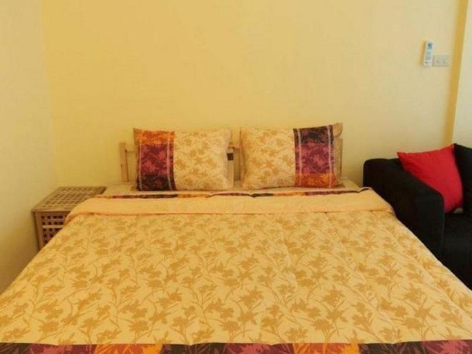 Bedroom 2, Baan Nannapas, Wang Num Khiaw