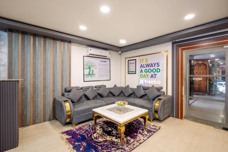 Reception 4, Treebo Parth Paradise, Gautam Buddha Nagar