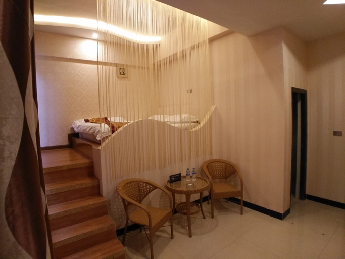 Sport & Beauty, Haoting Hotel, Qujing