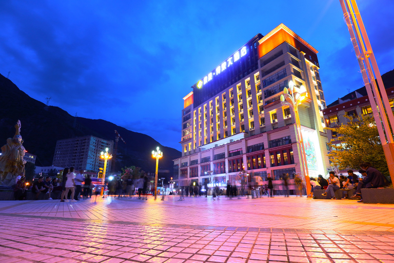Exterior & Views 1, Chengsheng Derong Hotel, Garzê Tibetan