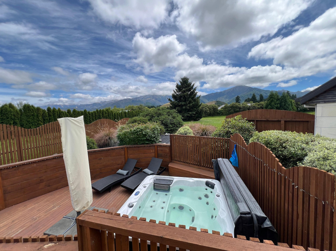 Sport & Beauty 3, Vibrant Living Retreat, Hurunui