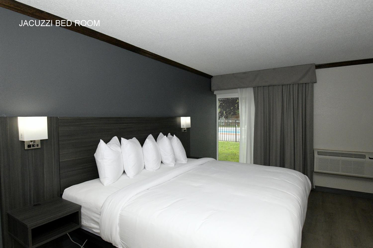 Bedroom 3, Rodeway Inn & Suites East Windsor, Hartford