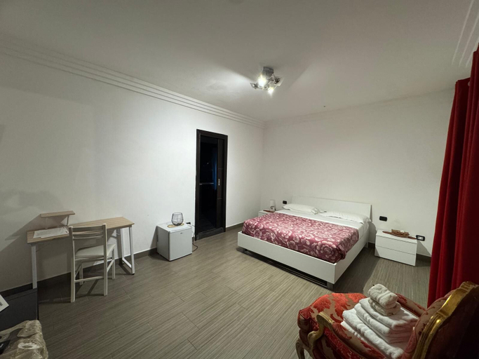 Bedroom 5, Bed and Breakfast Simonelli RoomS, Roma