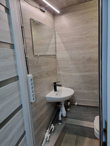 Bathroom 4, Hotel Domizil, Chisinau