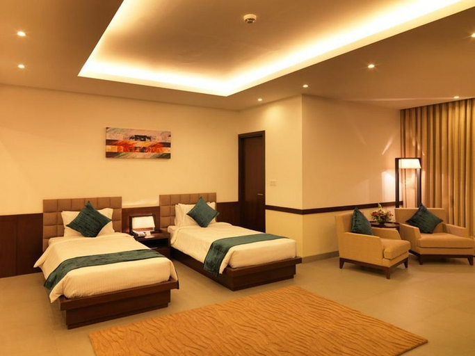 Bedroom 5, 24 Tech Hotel, Bangalore
