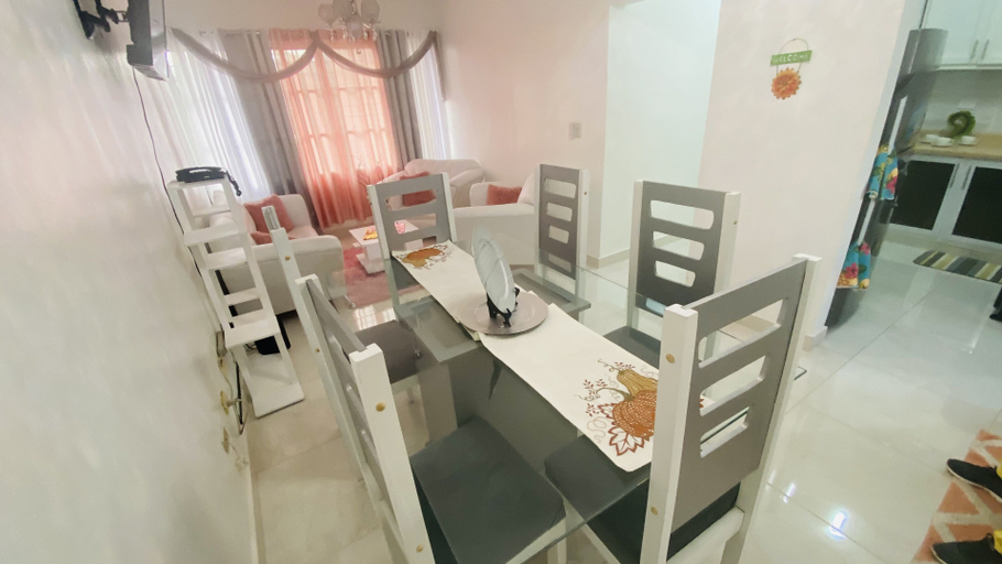 Others 5, 7DR Apt in Prime Location Near Monumental Area, Santiago de los Caballeros