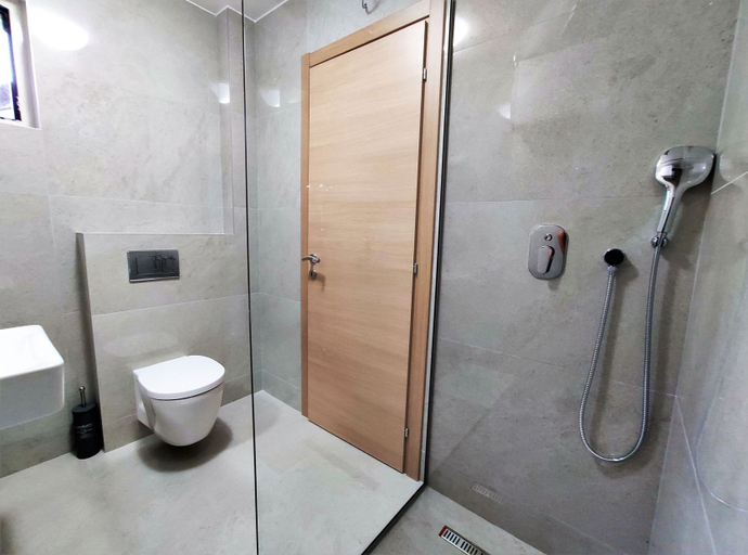 Bathroom 3, Kala Rooms & Suites