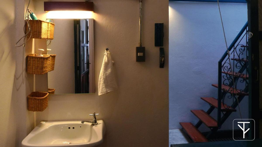 Bathroom 4, T-Boutique Hostel, Bang Rak