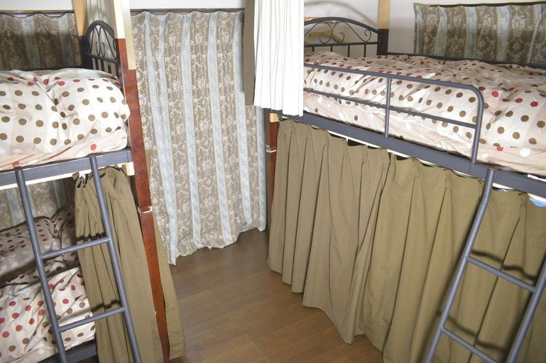 Bedroom, Nagasaki Kagamiya, Nagasaki