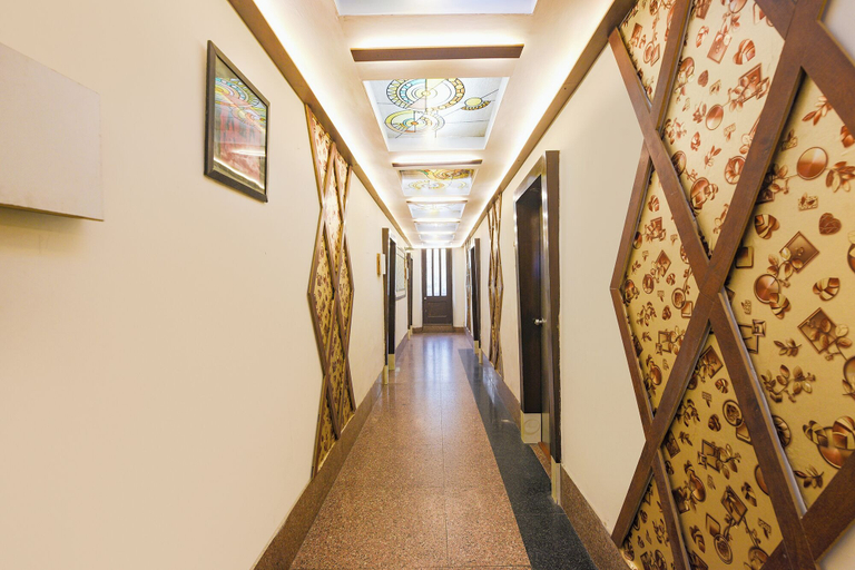Lobby 2, Fabhotel New Empire, Delhi