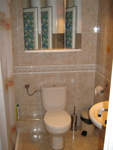 Bathroom, Bravo Apartments, Nesebar