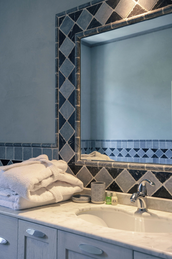 Bathroom, La Rasora B&B, Parma