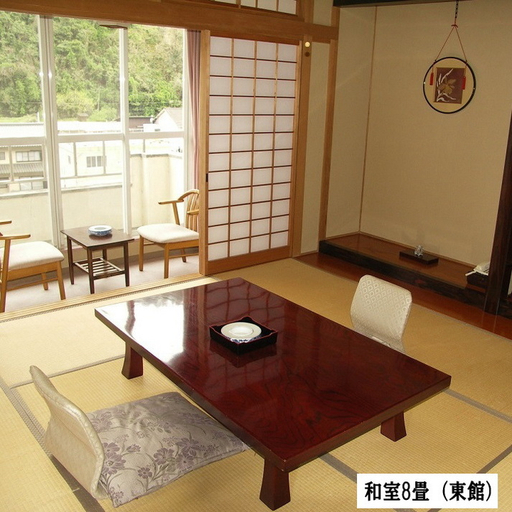Others 2, 天ヶ瀬温泉成天閣, Hita