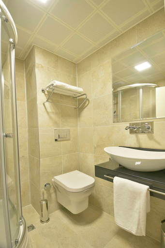 Bathroom 5, Hotel Adamel City, Bakırköy