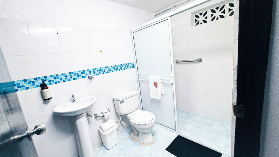 Bathroom 5, Hotel Beijing Cartagena, Cartagena de Indias