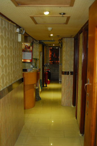 Others 4, Royal Capital Hostel (2 minutes from Jordan Station Exit A), Kowloon