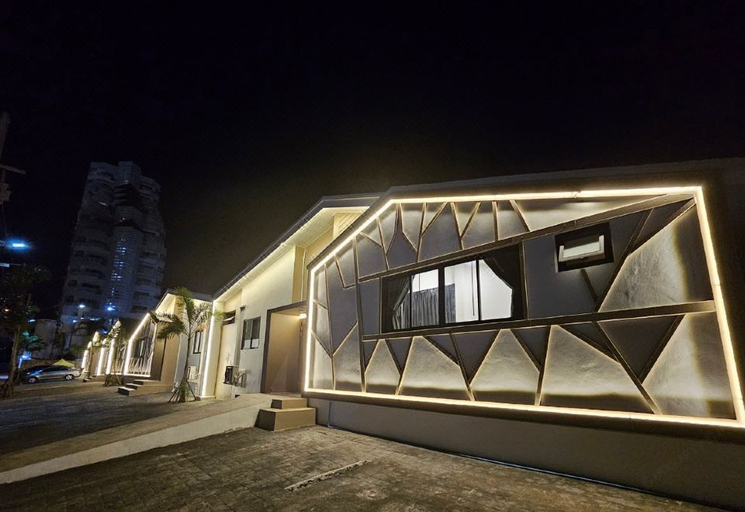 Other, マダガスカル プールヴィラ, Pattaya