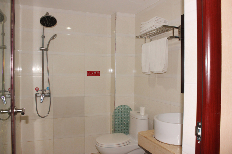 Bathroom 3, Taihe Hotel, Shiyan