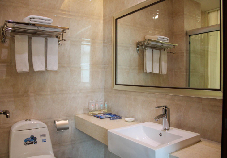 Bathroom 3, Guangzhou Jinwan Hotel, Guangzhou