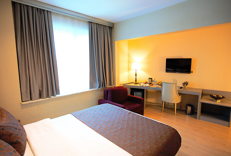 Bedroom 3, Hotel Adamel City, Bakırköy