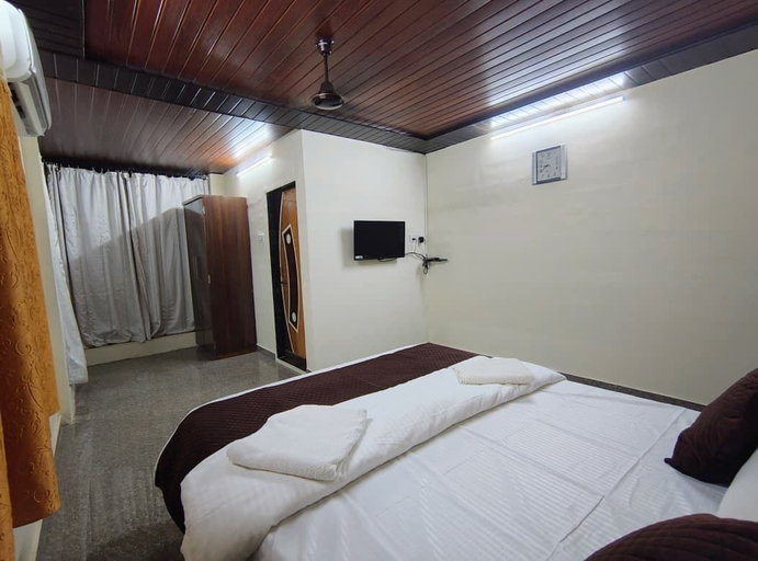 Room 2, Shree Maa Vaishno Hotel & Resort, Ujjain