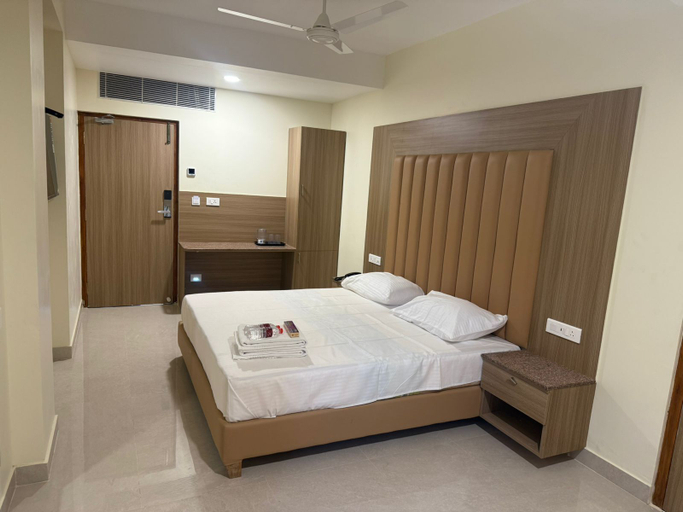 Bedroom 2, Guru Chitra, Thoothukkudi