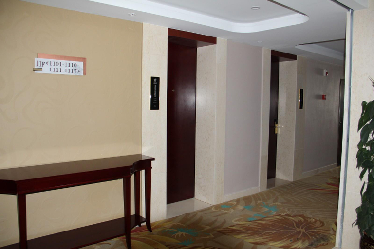 Others 3, Exquisite Hotel, Haixi Mongol and Tibetan