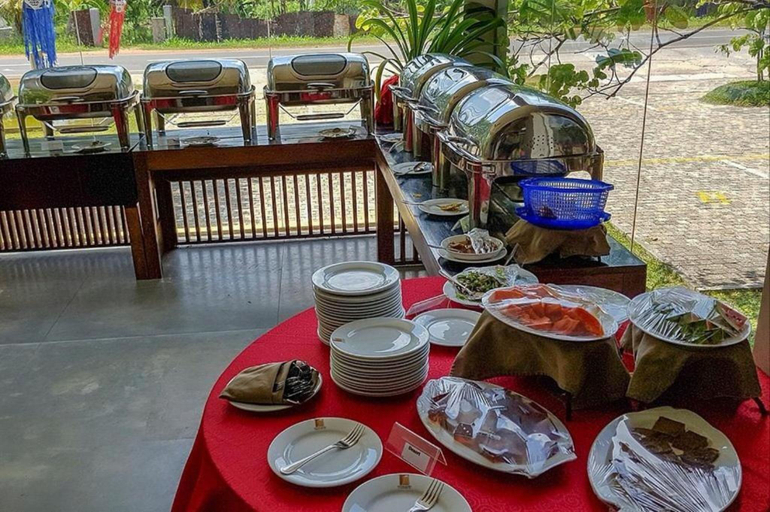 Food & Drinks 4, Lavendish Wild Wilpattu, Nochchiyagama