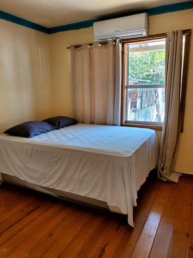 Bedroom 2, Caribbean Inn, Roatán
