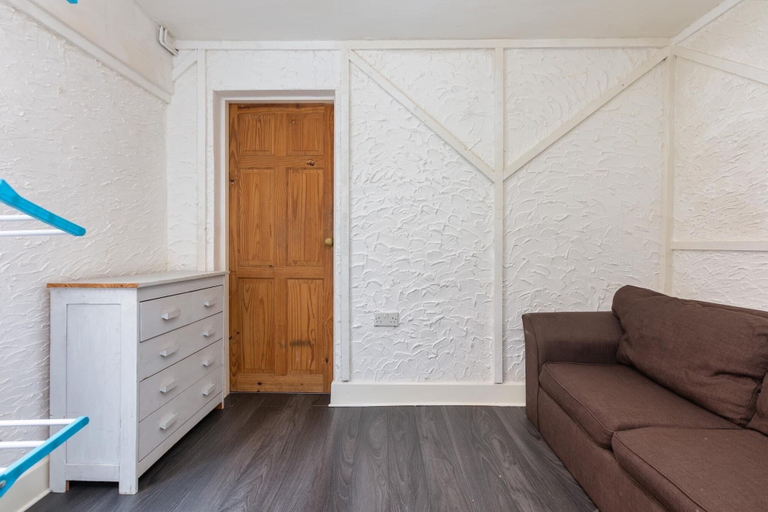 Living area 5, Blackpool 5-bed, Sleeps 10, Pet Friendly & Parking, Blackpool