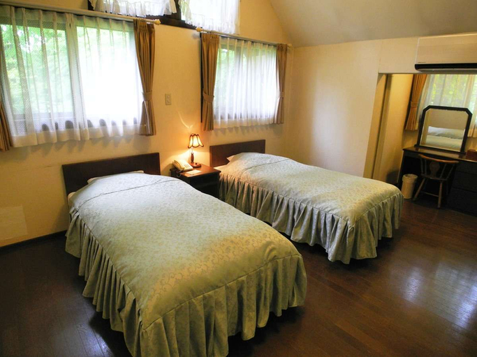 Bedroom 2, Karuizawa Log Hotel Shiozawa No Mori, Karuizawa