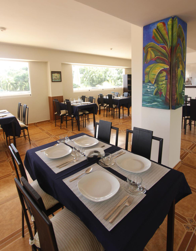 Food & Drinks 5, La Costa Playa El Agua Hotel, Antolín del Campo