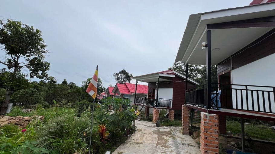 Exterior 2, Mango Bungalows & Hostel Koh Rong, Sihanoukville