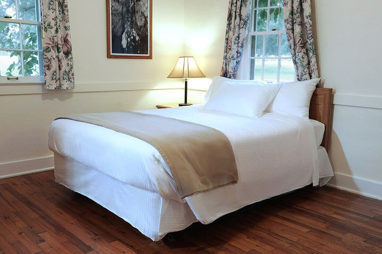 Bedroom 3, The Lodge at Mammoth Cave, Edmonson