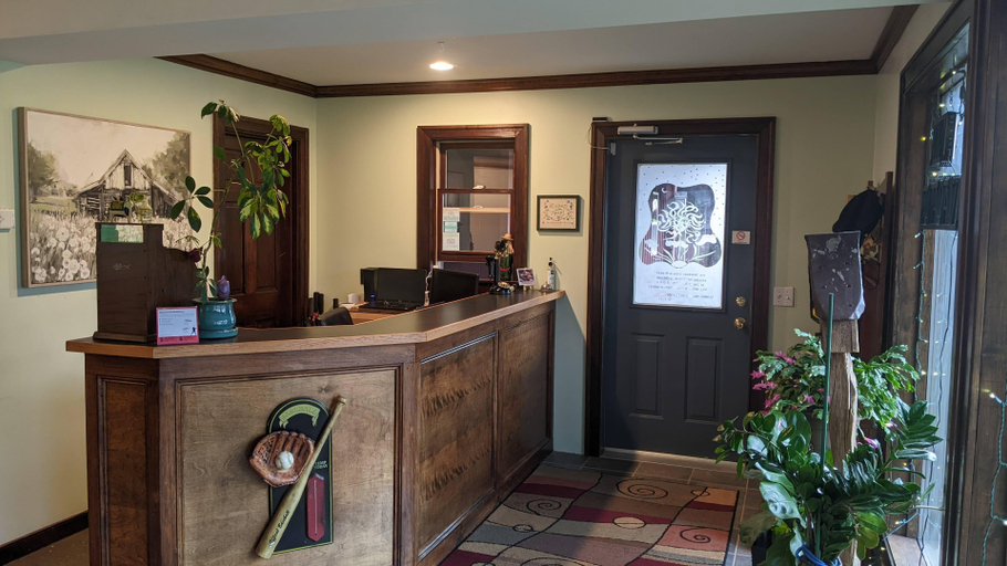 Public Area, The Meadowlark Inn, Otsego