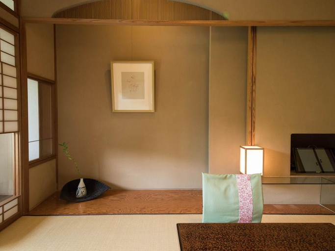 Bedroom 2, Umenoya Ryokan, Matsuyama