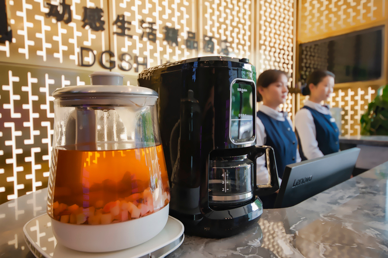 Food & Drinks 3, Dynamic Life Hotel (Kunming South Railway Station store, Block 7), Kunming