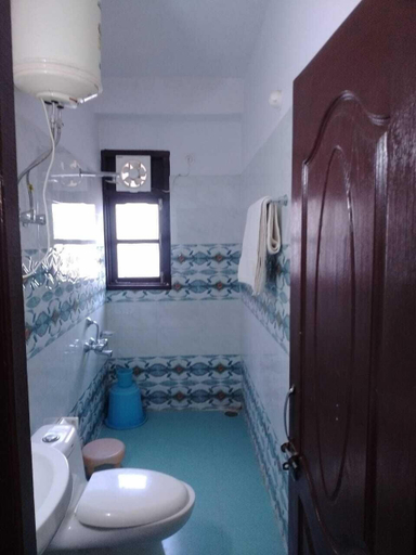 Bathroom 3, Heavens Mahasu Villa By GRB, Shimla