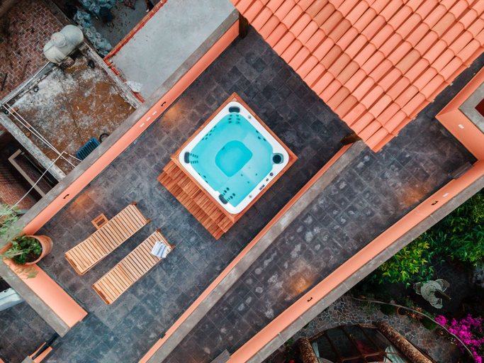 Sport & Beauty 2, Luxury Apartments with Rooftop & Jacuzzi, Allende