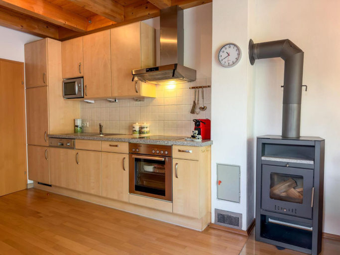 Kitchen 4, Apartment in Kotschach-mauthen Near ski Area, Hermagor