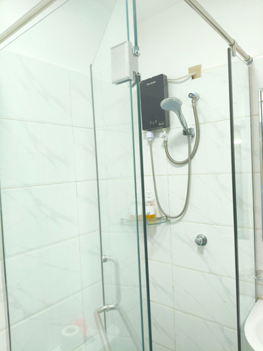 Bathroom 4, China City Hotel, Kibra