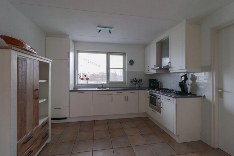 Private kitchen, Ijsselmeer Villa With Sauna & Whirlpool, Wûnseradiel