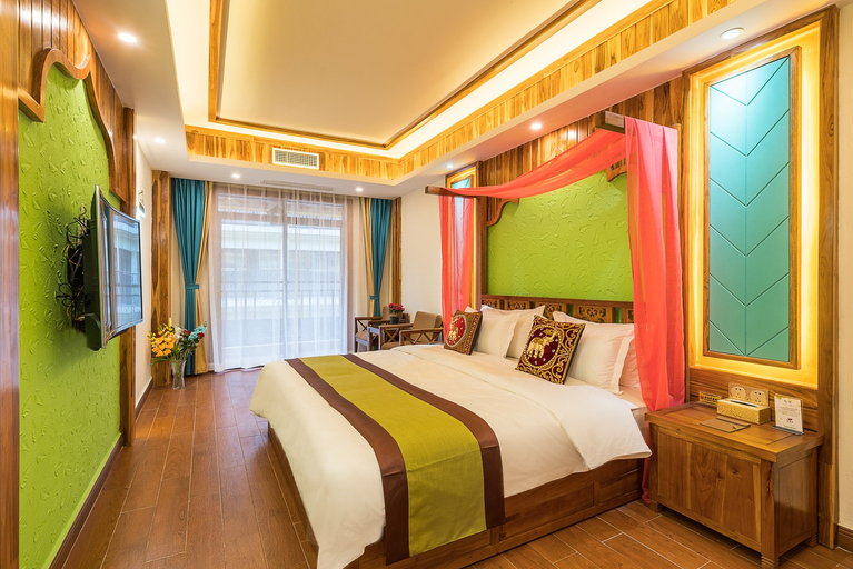Bedroom, 22 Degrees North Latitude Inn, Xishuangbanna Dai