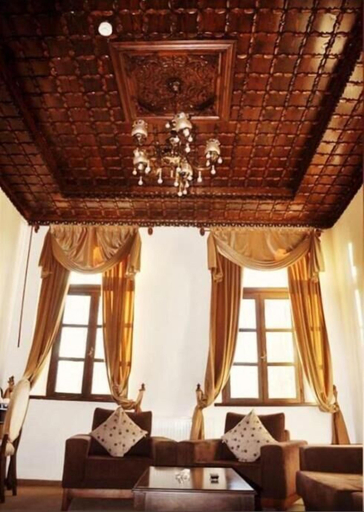 Others 5, Cheltikov Hotel, Merkez